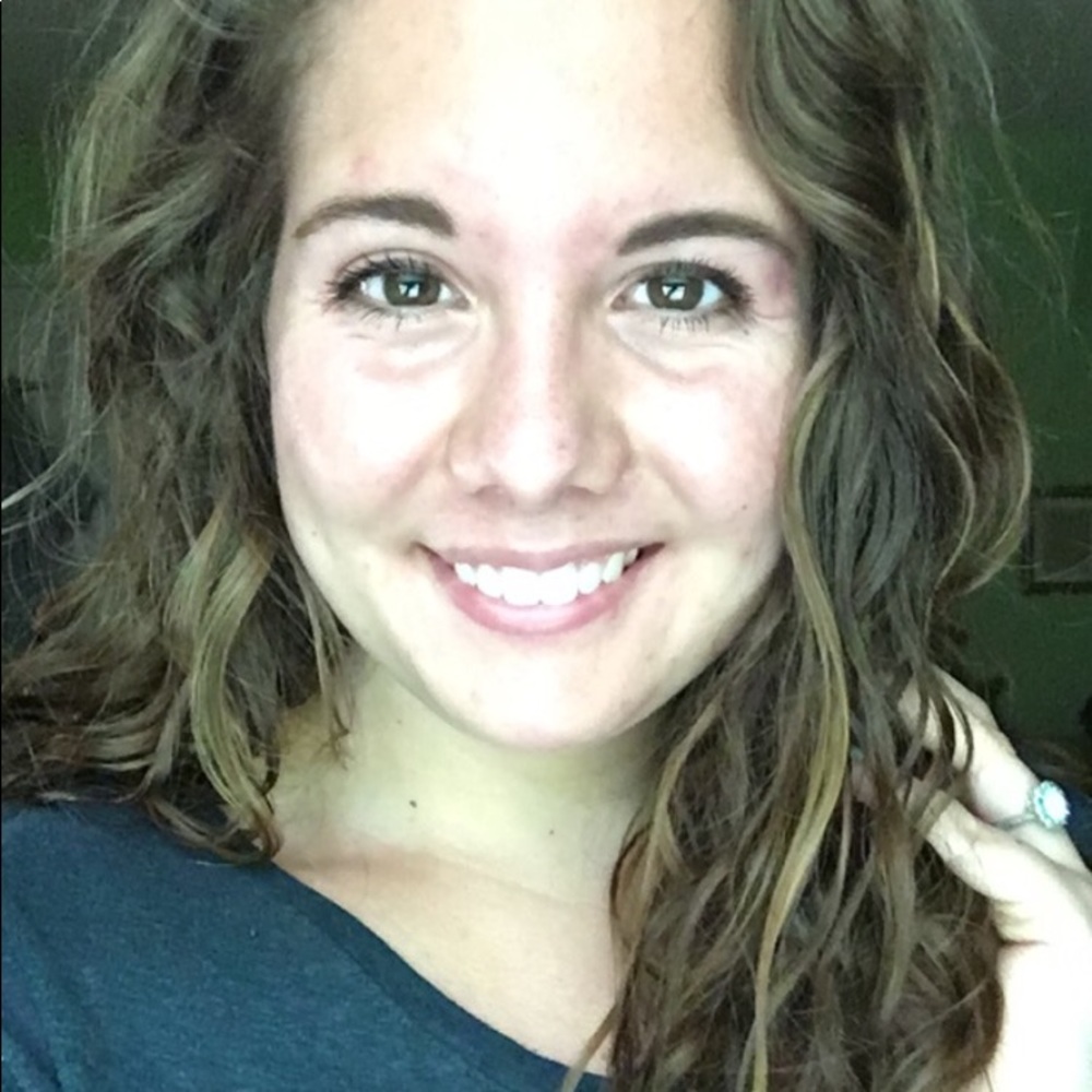 Meet your Posher, Ashleigh